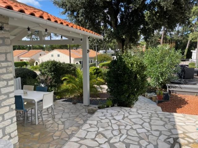Adorable Petite Maison A 400M De La Mer Villa Saint-Georges-de-Didonne Dış mekan fotoğraf